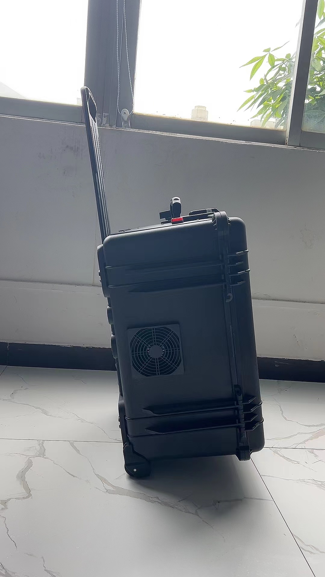 红星手拉箱型移动通信干扰器